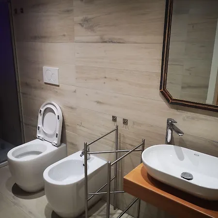 Domu Ajaju בית הארחה