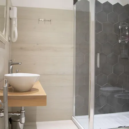 招待所 Domu Ajaju 3*